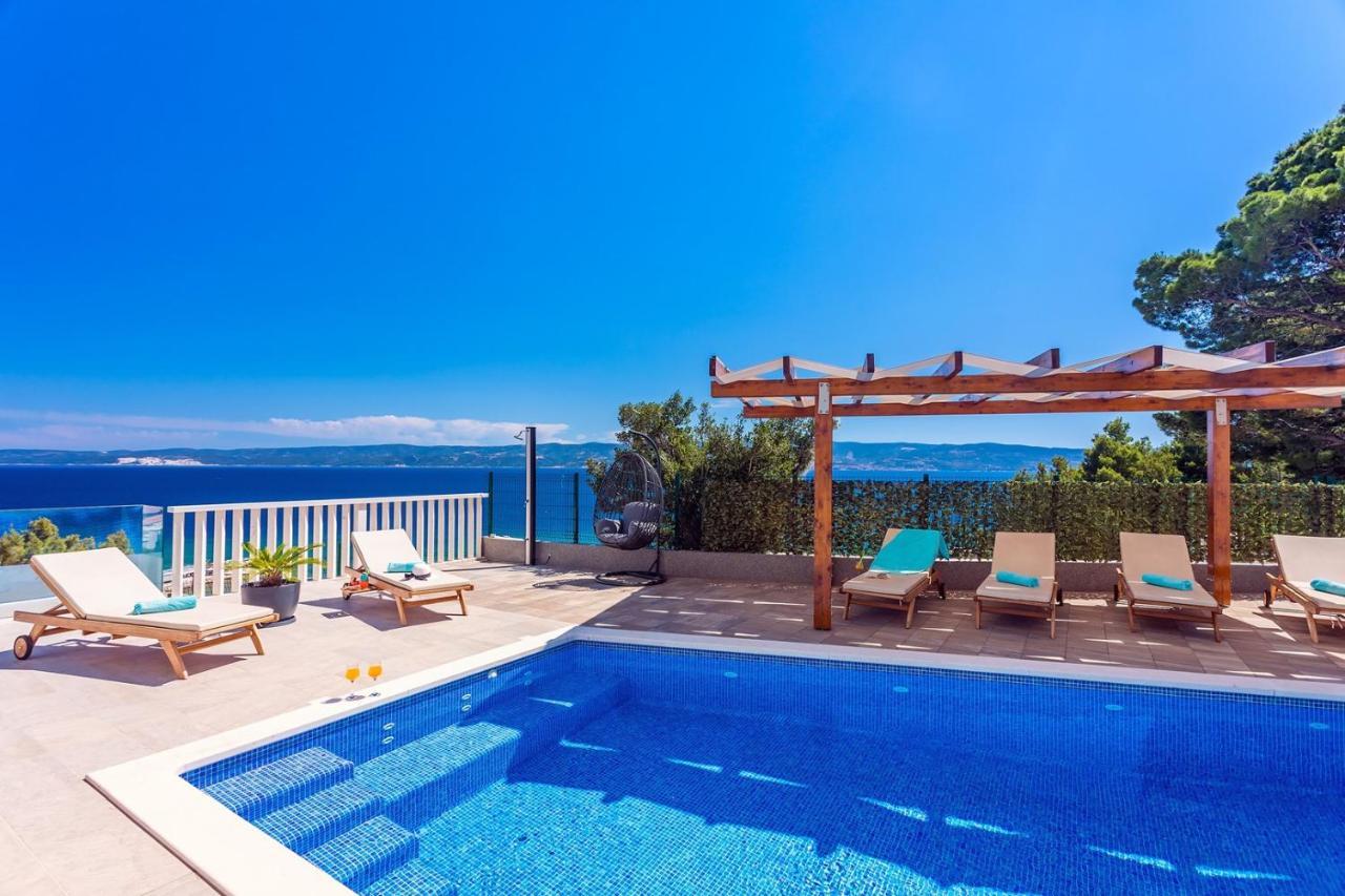 Villa Matan - Only 200M From The Sandy Beaches, Private 28M2 Pool Omiš Buitenkant foto