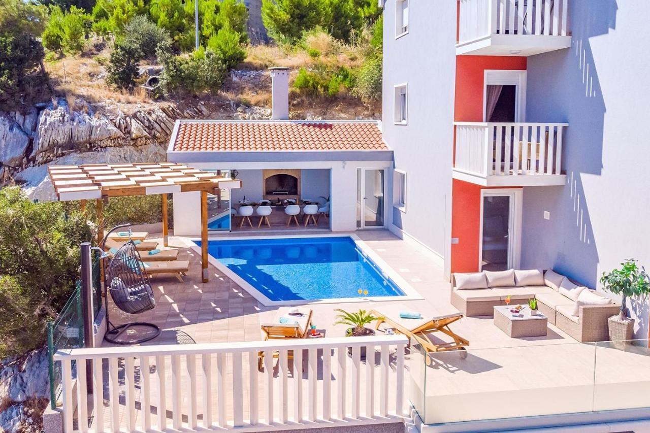 Villa Matan - Only 200M From The Sandy Beaches, Private 28M2 Pool Omiš Buitenkant foto