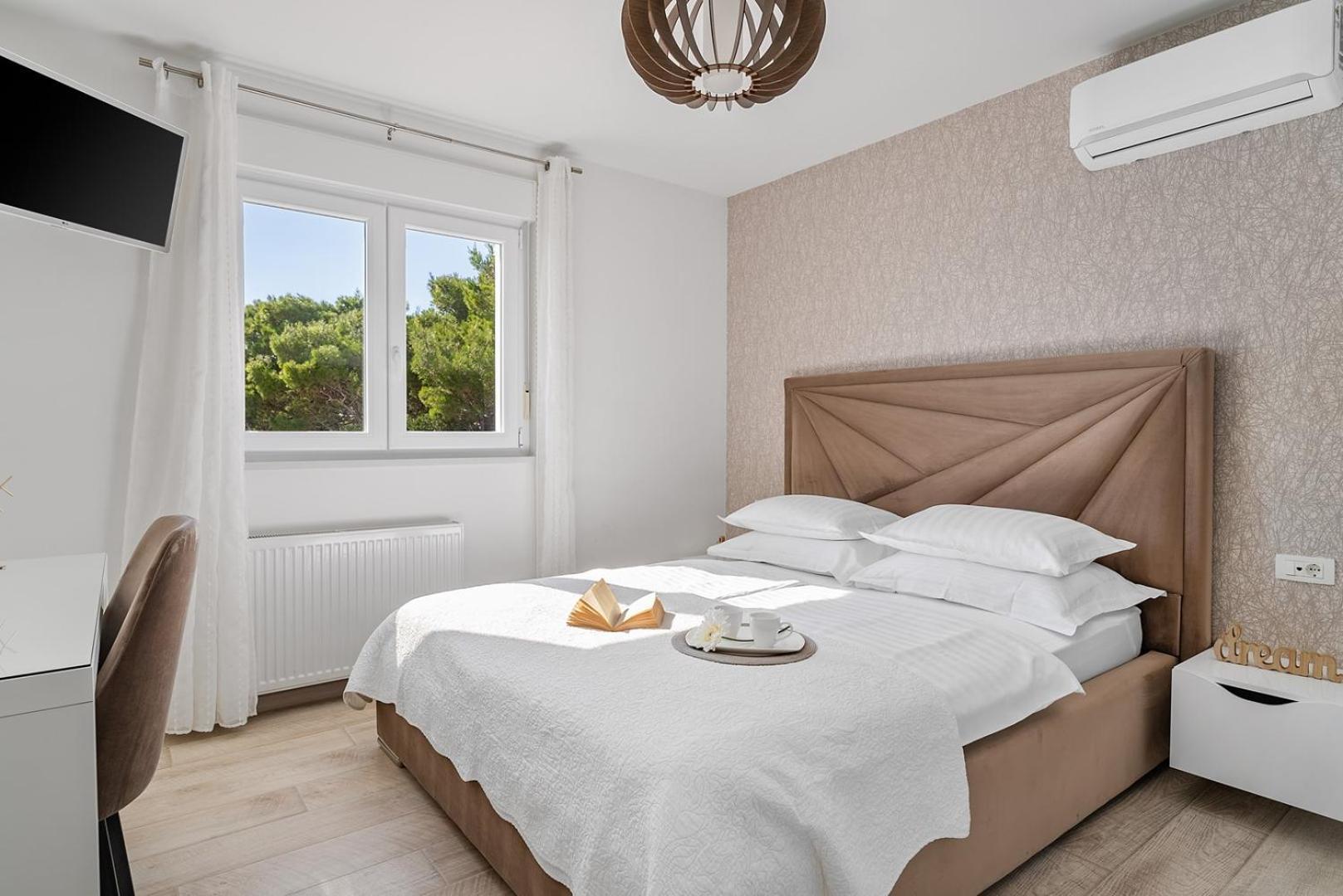 Villa Matan - Only 200M From The Sandy Beaches, Private 28M2 Pool Omiš Buitenkant foto
